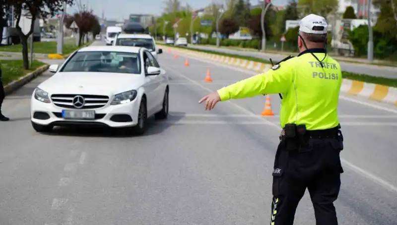 2025'te Trafik Cezaları Ne Kadar Artacak? Yeni Düzenlemeler ve Rakamlar