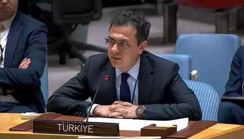 İsrail’in Suriye’deki Hava Saldırılarına Son Vermesi Gerekiyor