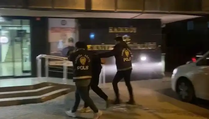 Galatasaray Taraftarına Saldıran Şüpheli Kısa Sürede Yakalandı
