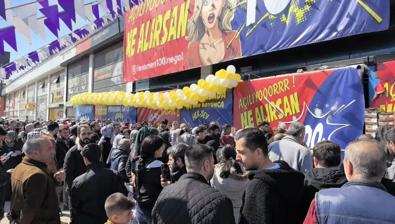 Bursa’da İndirim Zamanı: Alışveriş Çılgınlığına Dikkat!