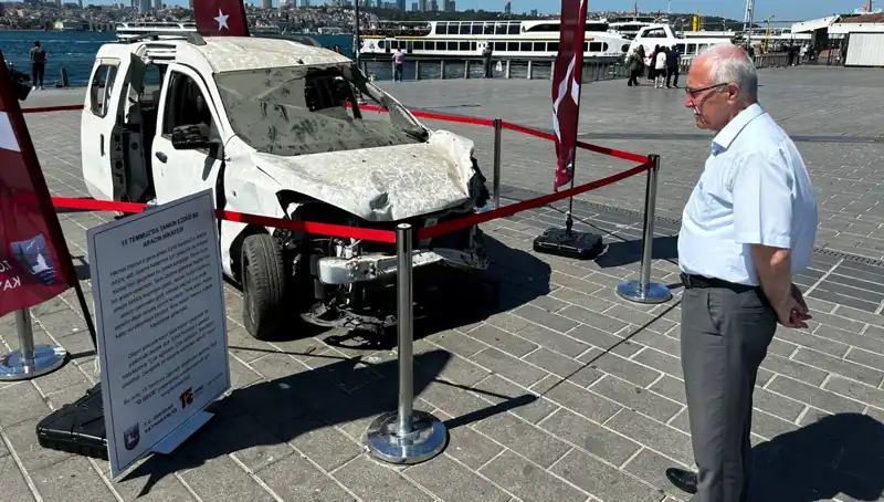 15 Temmuz’da Tankla Ezilen Araçlar Sergilendi: O Geceyi Anmak İçin