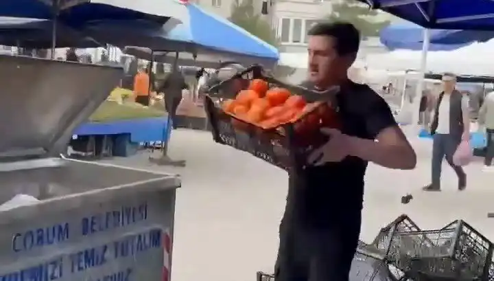 Domatesleri Çöpe Döken Pazarcıya Şok Rekor Para Cezası Uygulandı