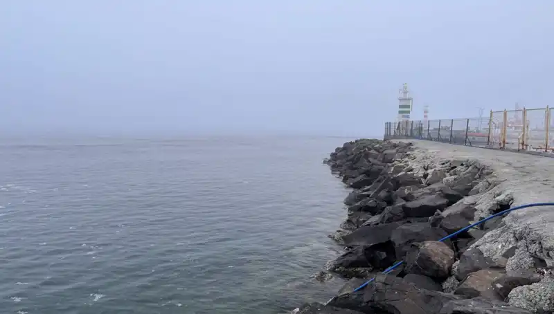 Çanakkale Boğazı'ndaki Sis, Transit Gemi Geçişlerini Durdurdu