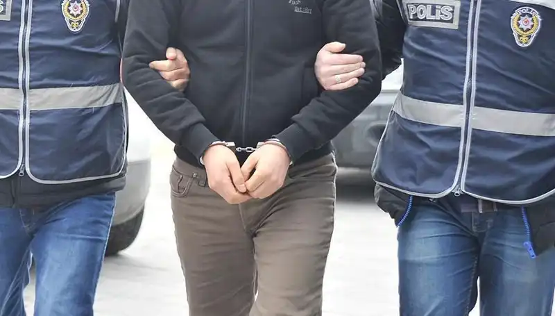 Adana'da Yasa Dışı Bahis Çetesi Çökertildi: 13 Gözaltı
