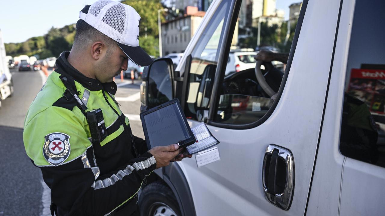 Okul servislerine sıkı denetim: 111 bin 476 araç kontrol edildi