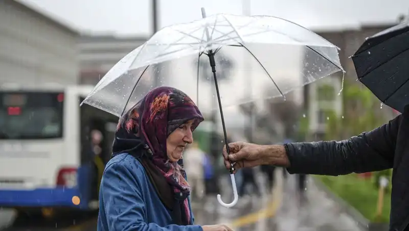 Tüm Yurtta Gök Gürültülü Sağanak! Hava Durumu Ne Olacak?
