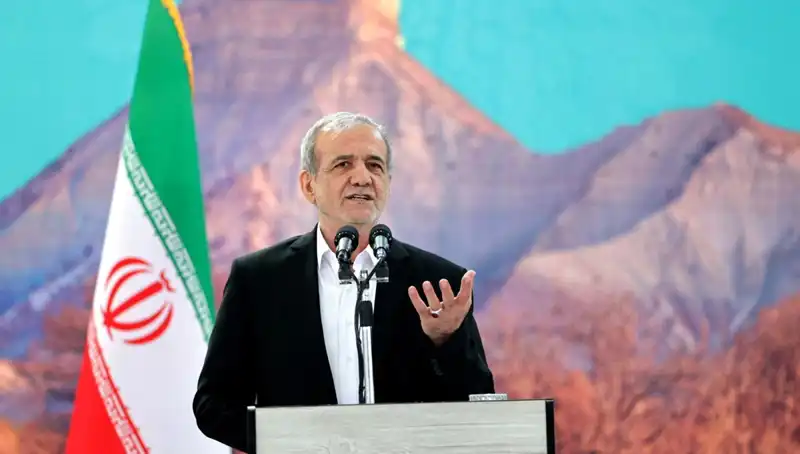 Pezeşkiyan: "İsrail Beni Hedef Alarak Suikast Girişiminde Bulundu"