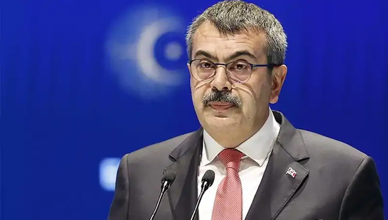 Bayramda Öğretmenlere Uzaktan Eğitim Duyurusu: Bakan Tekin’den Önemli Açıklama