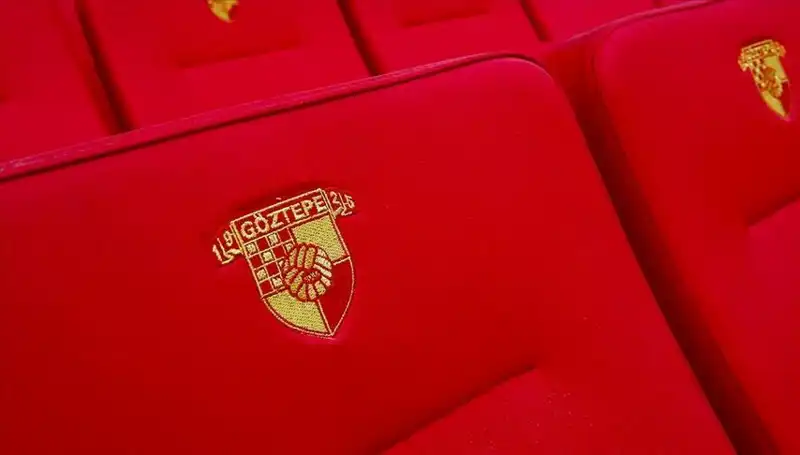 Göztepe, Genç Yetenek Junior Olaitan ile İmza Attı!