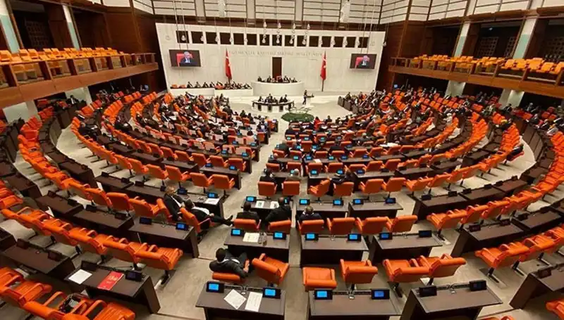 Yeni Dokunulmazlık Dosyaları Meclis’te, Siyasi Gelişmeler Neler Olacak?