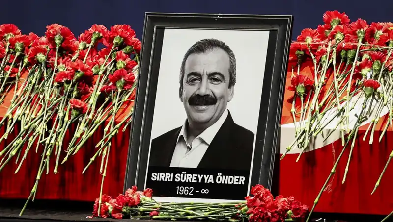 Meclis’te Sırrı Süreyya Önder Anması: Hatıralar ve Anlamı