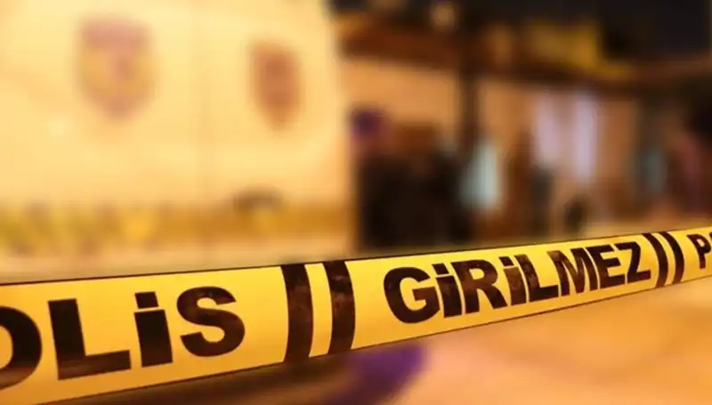 İzmir'de Aile İçi Kavga: 1'i Çocuk 4 Kişi Ağır Yaralı
