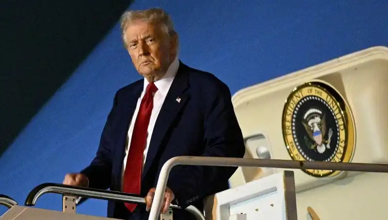 Trump'ın Lahey Ziyareti: NATO Zirvesi'nde Ne Bekleniyor?
