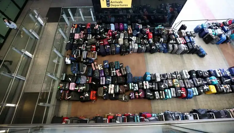 Havalimanında Şok! 2 Yaşındaki Çocuk Bagaj Bandında Kayboldu