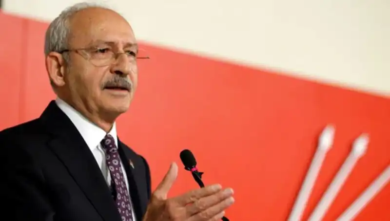 Kemal Kılıçdaroğlu, Kurultay Kararına Destek Verdi: Parti İçindeki Yenilikler