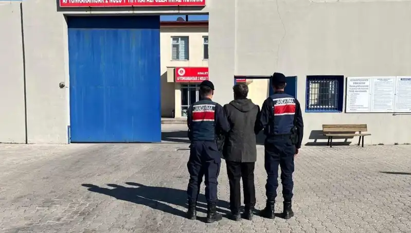 10 Yıl Hapis Ceza İle Aranan Suçlu, Şaşırtan Bir Operasyonla Ele Geçirildi