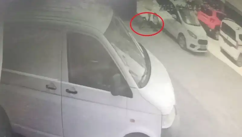 Bisiklet Süren Çocuğun Hayatı Kıl Payı Kurtuldu!