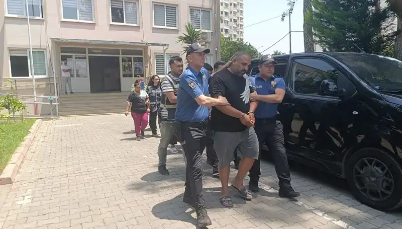 Adana'da Dolandırıcılık Ağı Çökertildi: 4 Tutuklama!