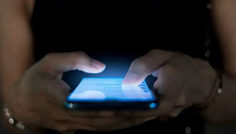 Narsisizm Belirtileri: Telefon Bağımlılığı Üzerine Şaşırtıcı Gerçekler
