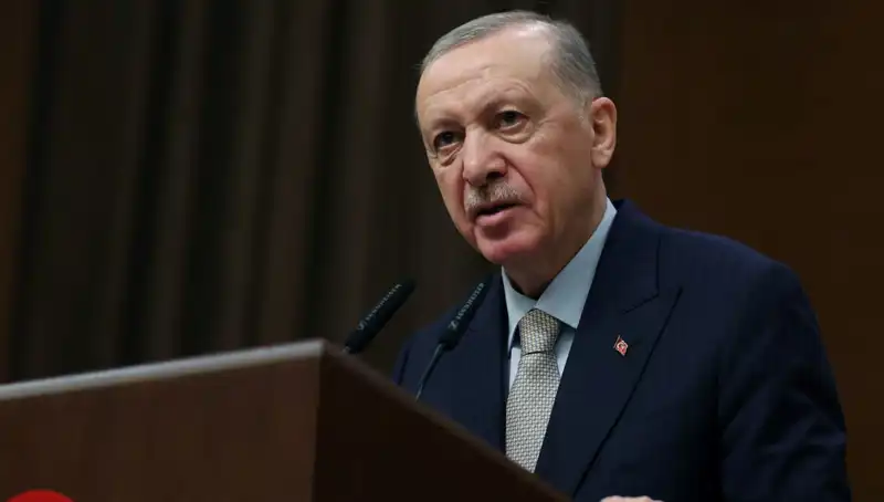 Cumhurbaşkanı Erdoğan'dan Sokak Terörü Açıklamaları: Soygunları Perdelemek İçin Yapılıyor