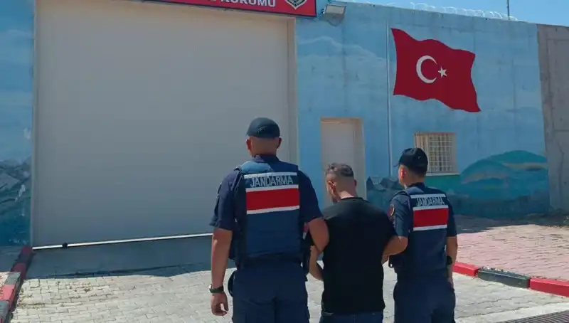 Afyon’da Farklı Suçlardan Aranan 9 Kişi Yakalandı: Detaylar Şaşırtıcı