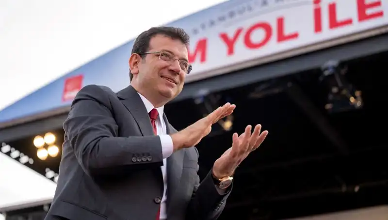 Ekrem İmamoğlu'ndan Çarpıcı Adaylık Açıklaması: Seçim Stratejisi!