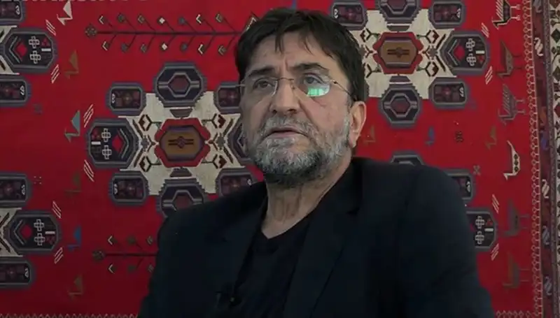 Gazeteci Nihat Genç'in Vefatı: Basın Dünyası Büyük Bir Kaybı Yaşıyor