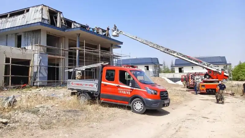 Gölbaşı'nda Villa Alanında Çıkan Yangın Paniğe Neden Oldu
