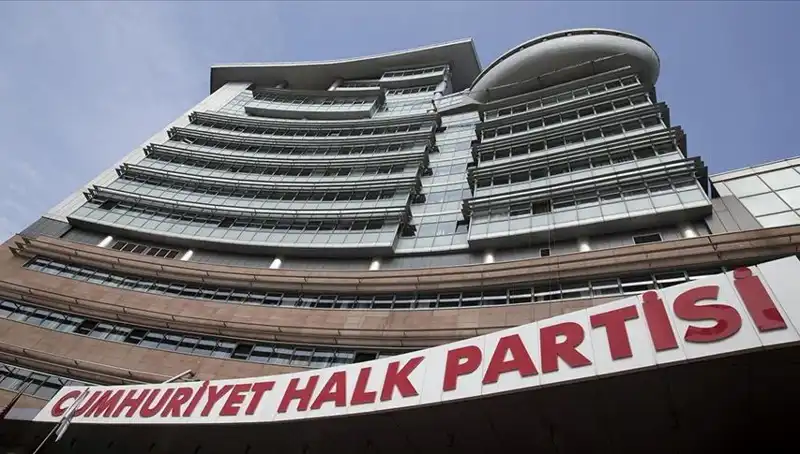 CHP Olağanüstü Kurultayı: Değişim Zamanı Geldi mi?