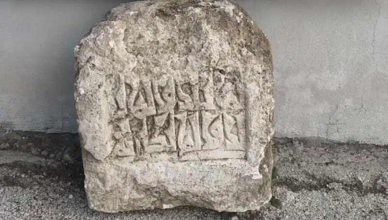Adana’da Tarihi Eser Operasyonu: 50 Bin Yıllık Geçmiş Ortaya Çıktı!